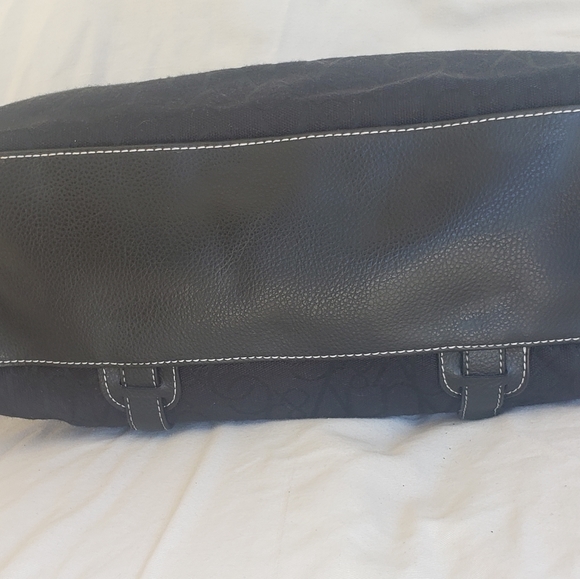 Purse - Picture 8 of 11